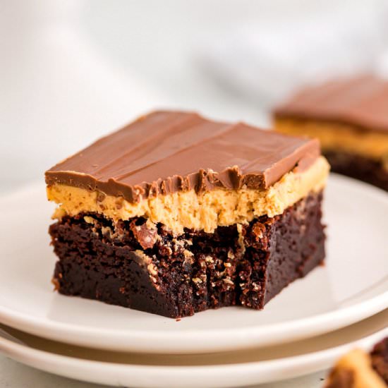 Buckeye Brownies - Recipe photo by FoodFolksandFun