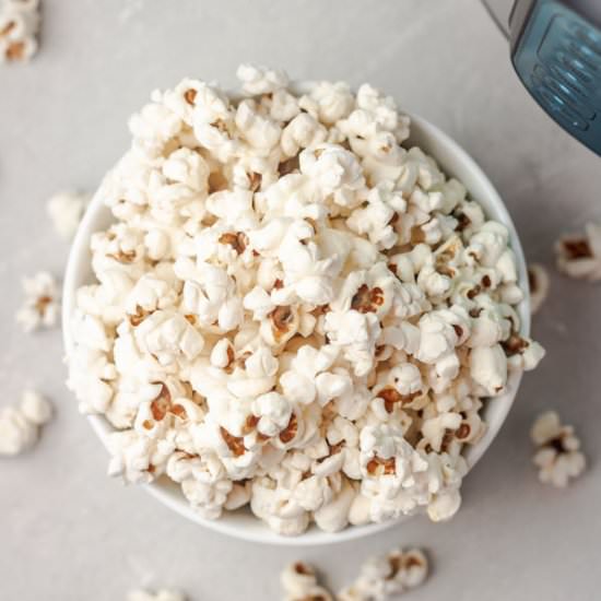 Instant Pot Popcorn - Recipe photo by Thedinnerbite