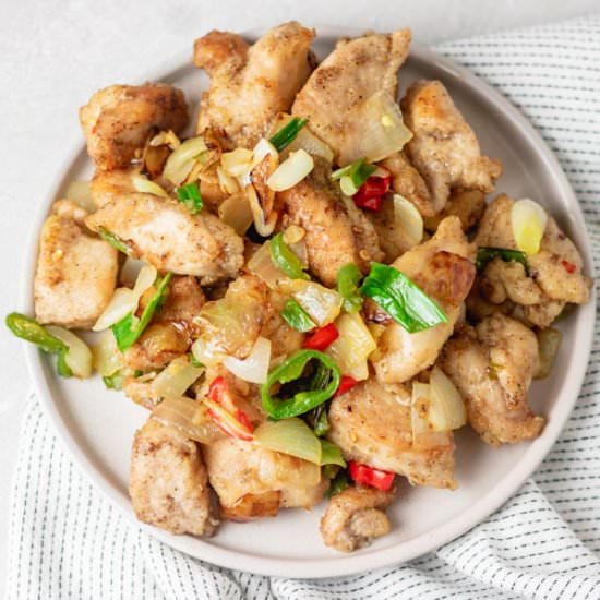 Salt and Pepper Chicken - Recipe photo by Thedinnerbite