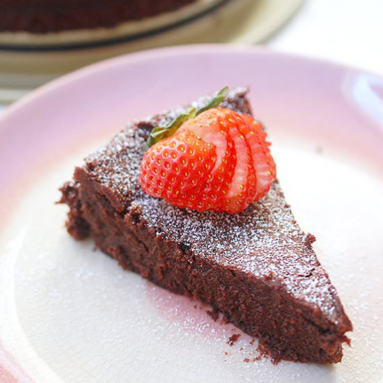 Flourless chocolate torte - Recipe photo by evabakes