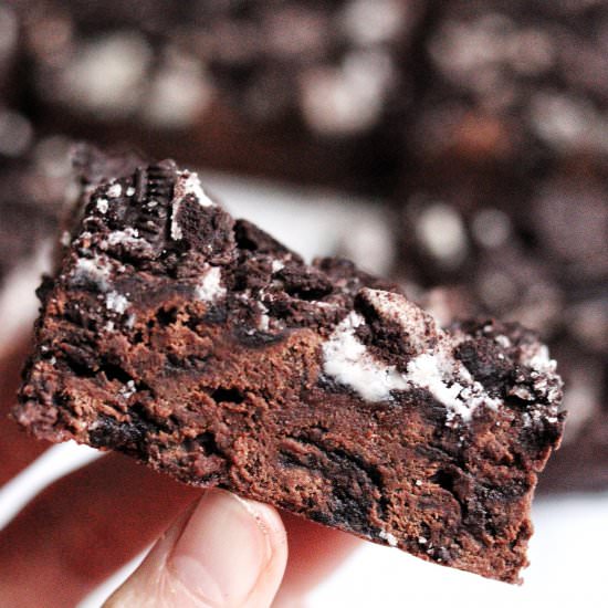 Cookies N Cream Brownies - Recipe photo by Donut Worry Be Healthy