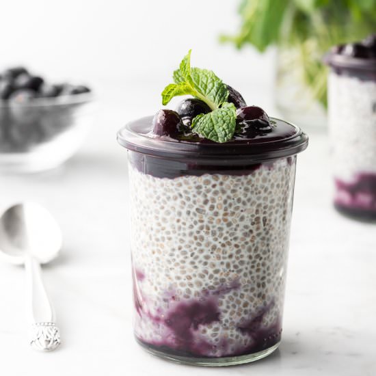 overnight maple berry chia pudding - Recipe photo by withspice