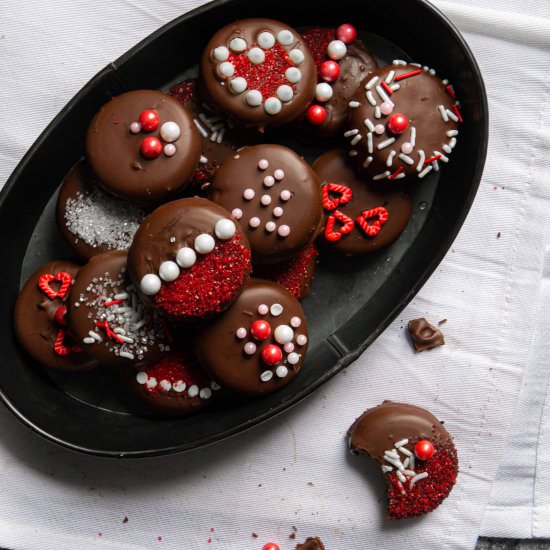 Chocolate Covered Oreos - Recipe photo by pageandplate