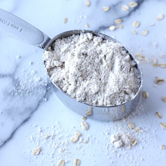 How to Make Oat Flour - Recipe photo by alternativedish