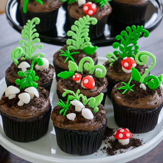 Terrarium Cupcakes - Recipe photo by House of Elyn Ryn