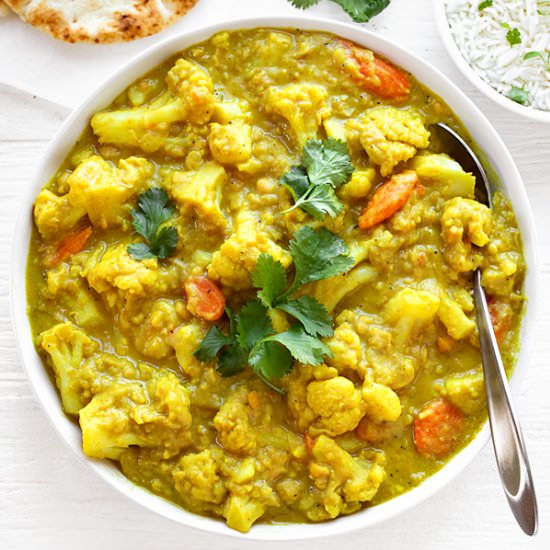 Cauliflower Curry - Recipe photo by thecozyapron