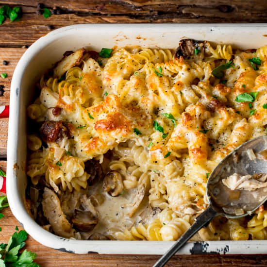 Creamy Chicken Alfredo Pasta Bake - Recipe photo by KitchenSanctuary
