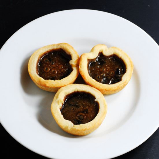 Butter tarts - Recipe photo by white plate blank slate