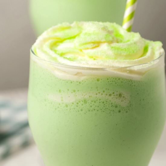 Vegan Shamrock Shake - Recipe photo by lovingitvegan