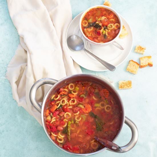 Vegan Minestrone Soup - Recipe photo by healingtomato