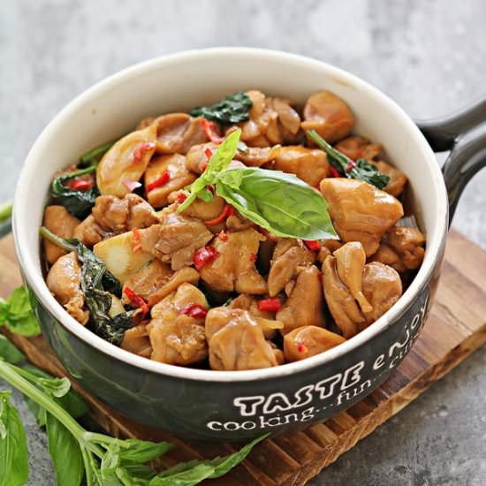 Stir Fried Chicken with Basil - Recipe photo by Anncoo