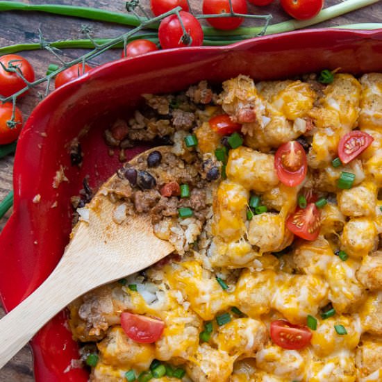 Mexican Tater Tot Casserole - Recipe photo by MamaGourmand