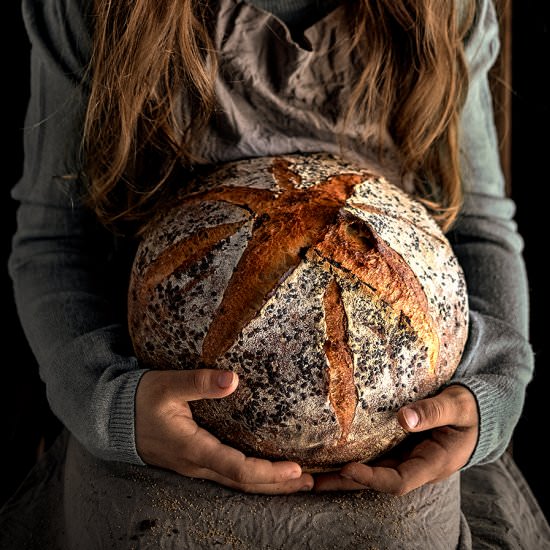 Country bread baked in a Dutch oven - Recipe photo by denisav