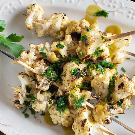 BBQ Cauliflower Kebabs - Recipe photo by dinnertwist
