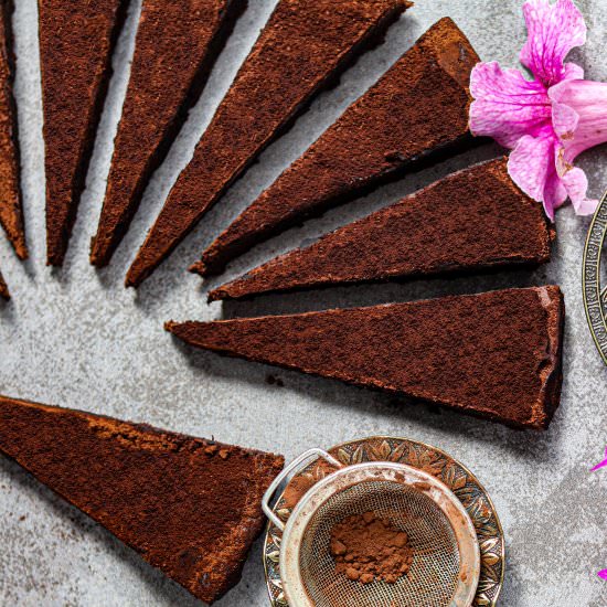 Flourless Ricotta Chocolate Cake - Recipe photo by olivesintheoven