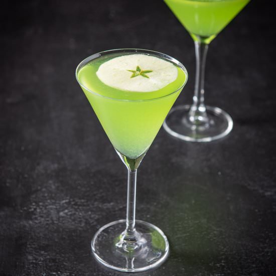 Appletini Cocktail - Recipe photo by Dishesdelish