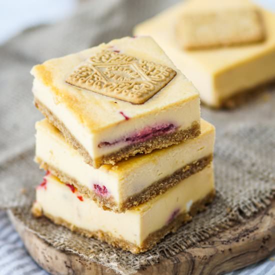 CUSTARD CREAM CHEESECAKE SQUARES - Recipe photo by ClaytonsCookbook