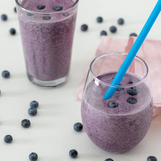 Healthy Blueberry Smoothie - Recipe photo by BinkysCulinaryCarnival