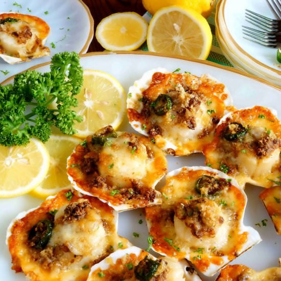 Baked Sea Scallops - Recipe photo by littlebitrecipes