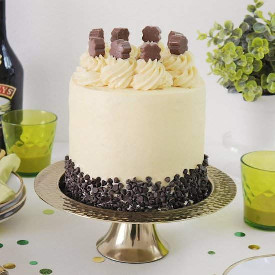 Chocolate Cake & Baileys Frosting - Recipe photo by BirdsParty