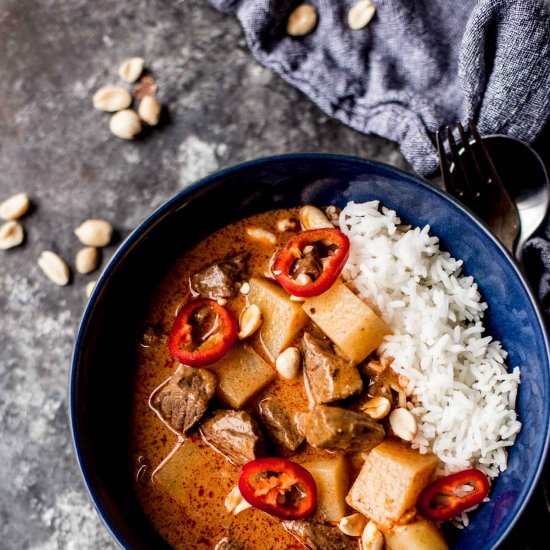 Thai Massaman Curry with Beef - Recipe photo by InquiringChef