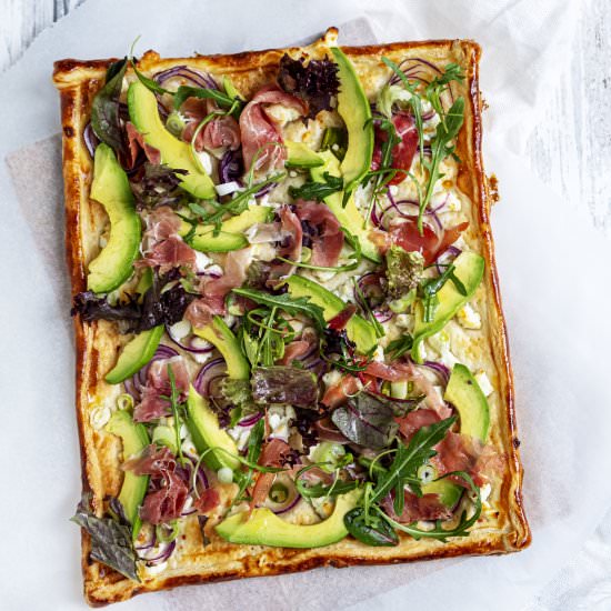 Plate cake with avocado / Parma ham - Recipe photo by Elsarblog