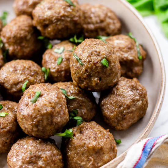 Oven Baked Meatballs - Recipe photo by Veronikas Kitchen