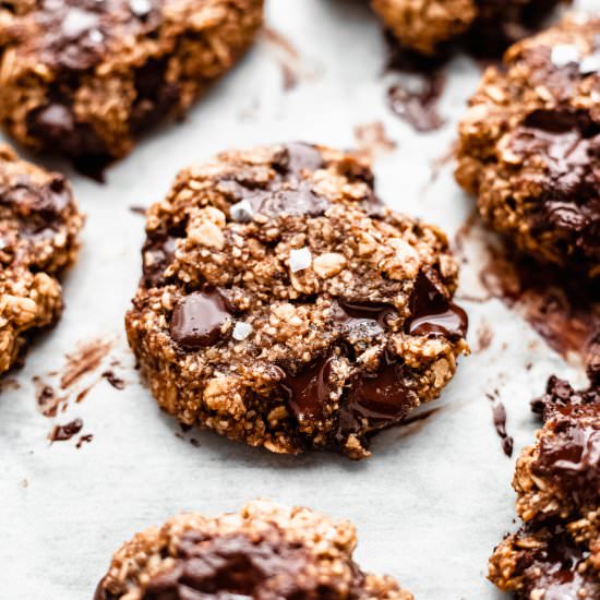 Vegan Oatmeal Chocolate Chip Cookie - Recipe photo by thebananadiaries