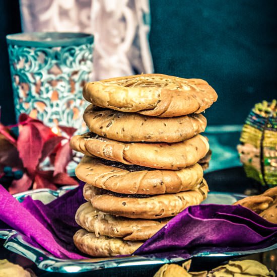 Verki Puri – Crispy Tea Time Snack - Recipe photo by Anu@MyGingerGarlicKitchen