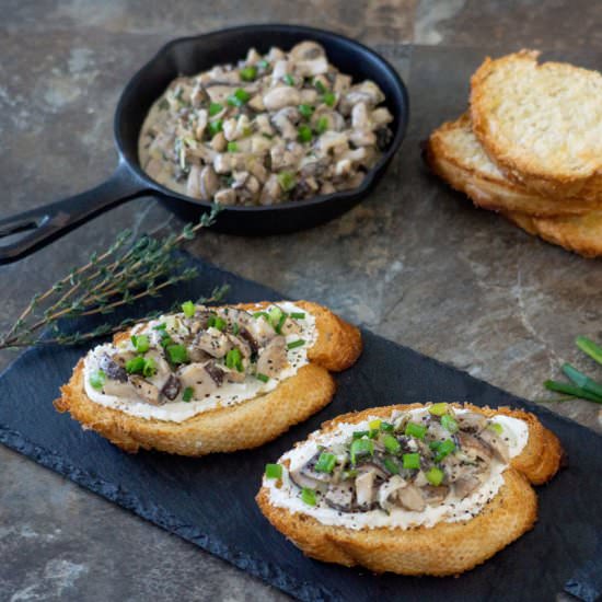 Mushroom Whiskey Crostini - Recipe photo by Global Bakes