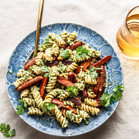 CILANTRO PESTO PASTA (gf + vegan) - Recipe photo by nattwrobel