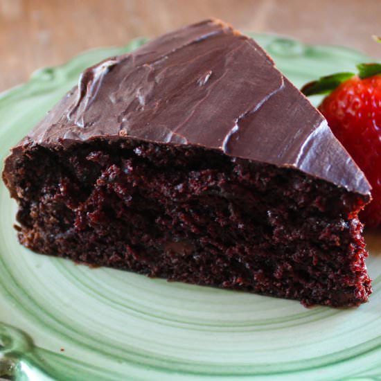 Vegan Dark Chocolate Cake - Recipe photo by vegancabinlife