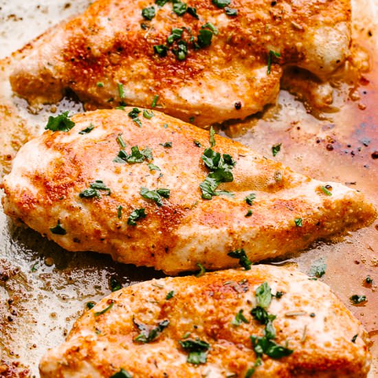Juicy Oven Baked Chicken Breasts - Recipe photo by easyweeknightrecipes