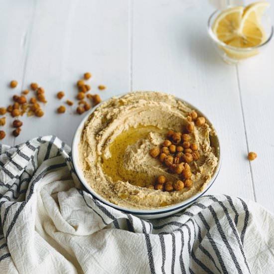 Hummus with Roasted Garlic - Recipe photo by greenseggsandyams
