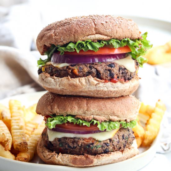 easy spicy black bean burgers - Recipe photo by Caits Plate