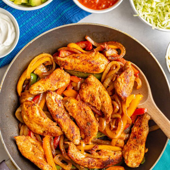 Easy chicken fajitas - Recipe photo by Family Food on the Table