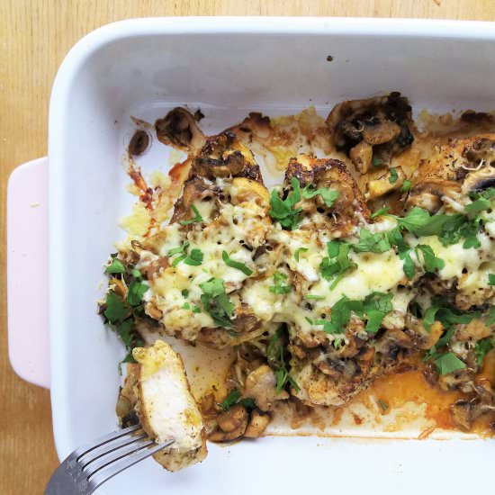 Baked Chicken and Mushrooms - Recipe photo by Lekcjewkuchni