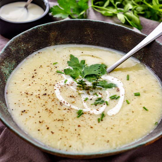 instant pot potato leek soup - Recipe photo by Happy Foods Tube