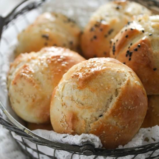 Easy Breakfast Bread Rolls - Recipe photo by adinutza