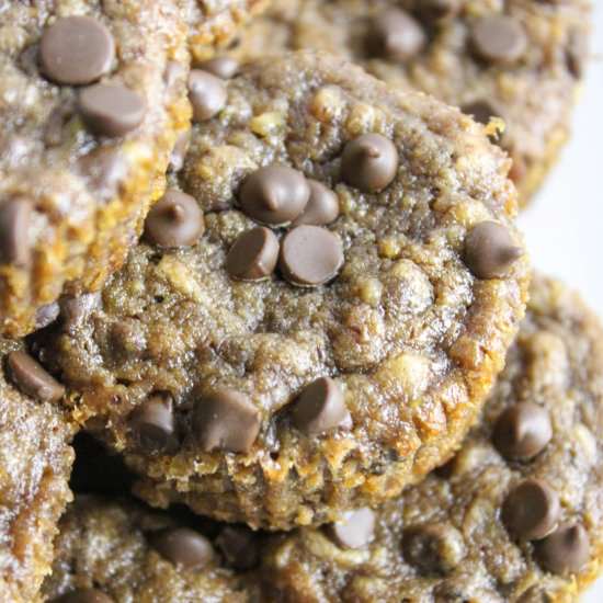 Peanut Butter Banana Brownie Bites - Recipe photo by bakingyouhappier