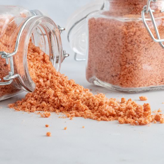 Sriracha Salt - Recipe photo by Aredspatula