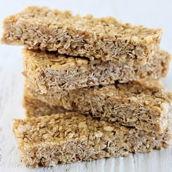oat & honey no bake granola bars - Recipe photo by nowcookthis