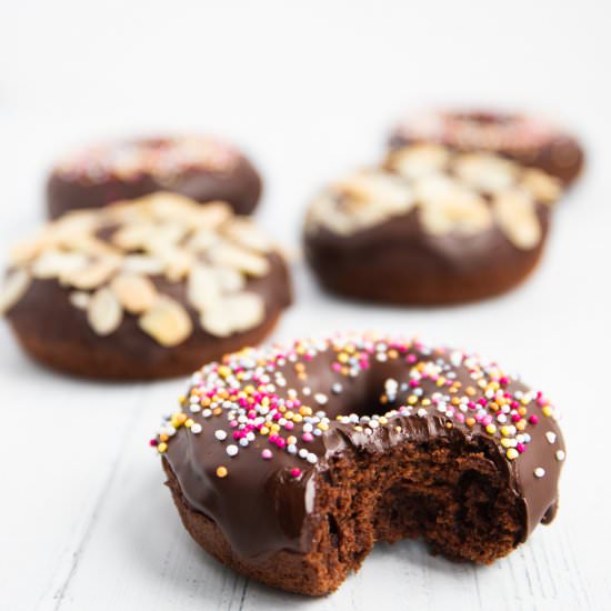 Vegan Baked Donuts with Chocolate - Recipe photo by spoonfulofkindness