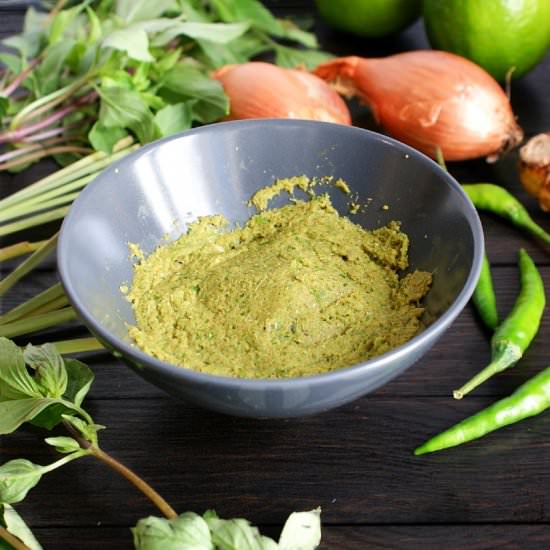Thai Green Curry Paste - Recipe photo by amiablefoods