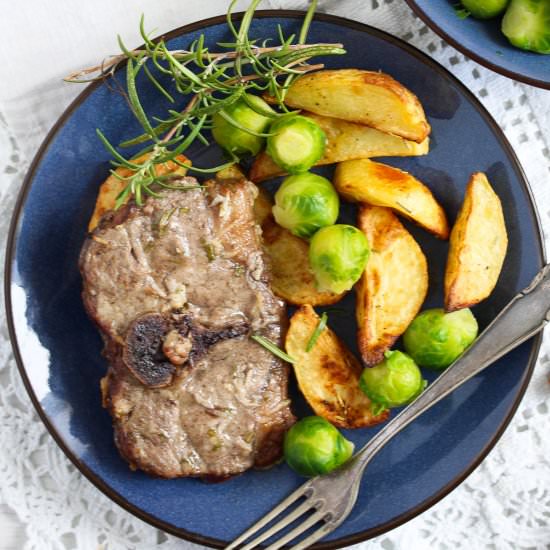 Baked Lamb Chops - Recipe photo by adinutza