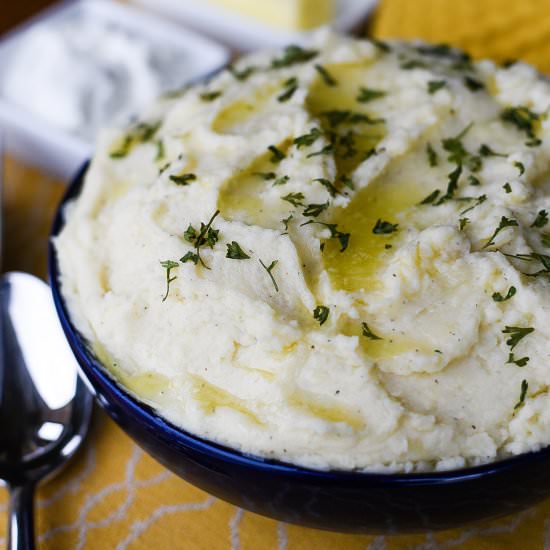 Creamy Cheddar Mashed Potatoes - Recipe photo by dudethatcookz