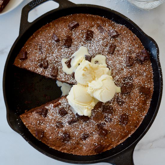 Quick and Easy Skillet Brownie - Recipe photo by justataste