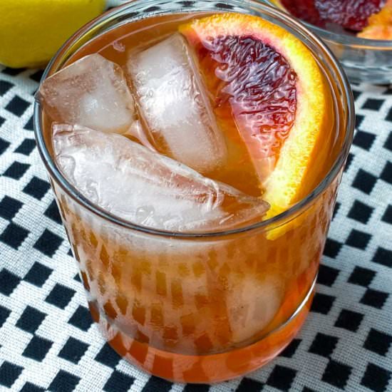 Hot To Make A Paper Plane Cocktail - Recipe photo by panning the globe