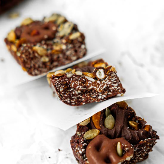 Pantry Power Bars - Recipe photo by @whitekitchen_redwine