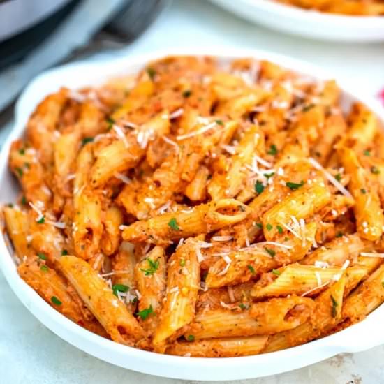 Instant Pot Penne alla Vodka - Recipe photo by peasandpeonies